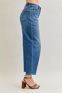 Judy Blue Stitch Pocket Soft Barrel Jeans 881012
